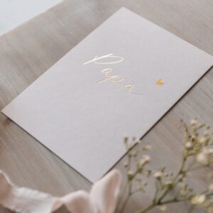 Postkarte "Papa" mit goldener Heißfolienprägung