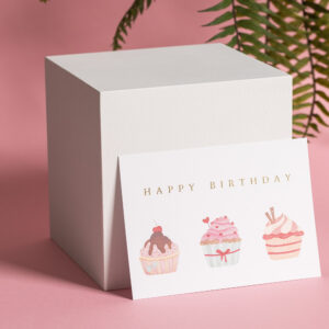 goldverliebt Karte happy birthday mit cupcake Illustration und Heißfolienprägung gold